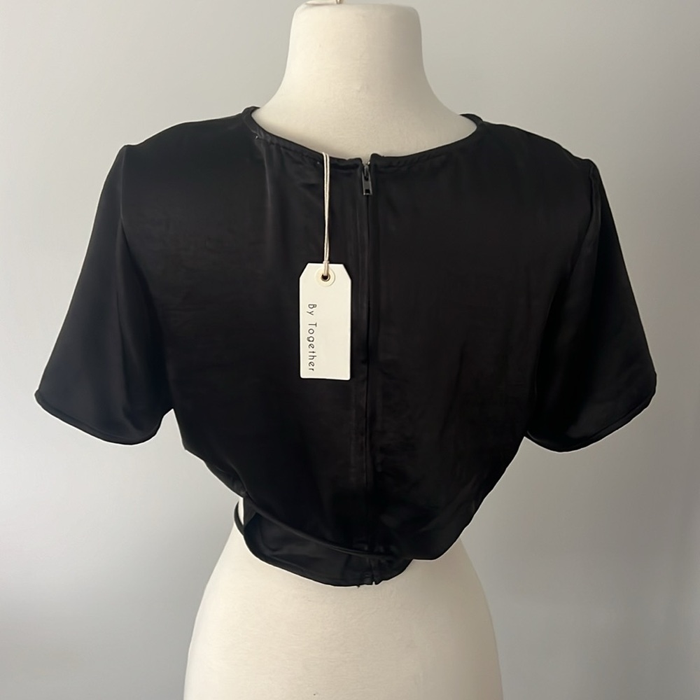 NWT By Together Satin Crop Top - Large - Picture 3 of 4